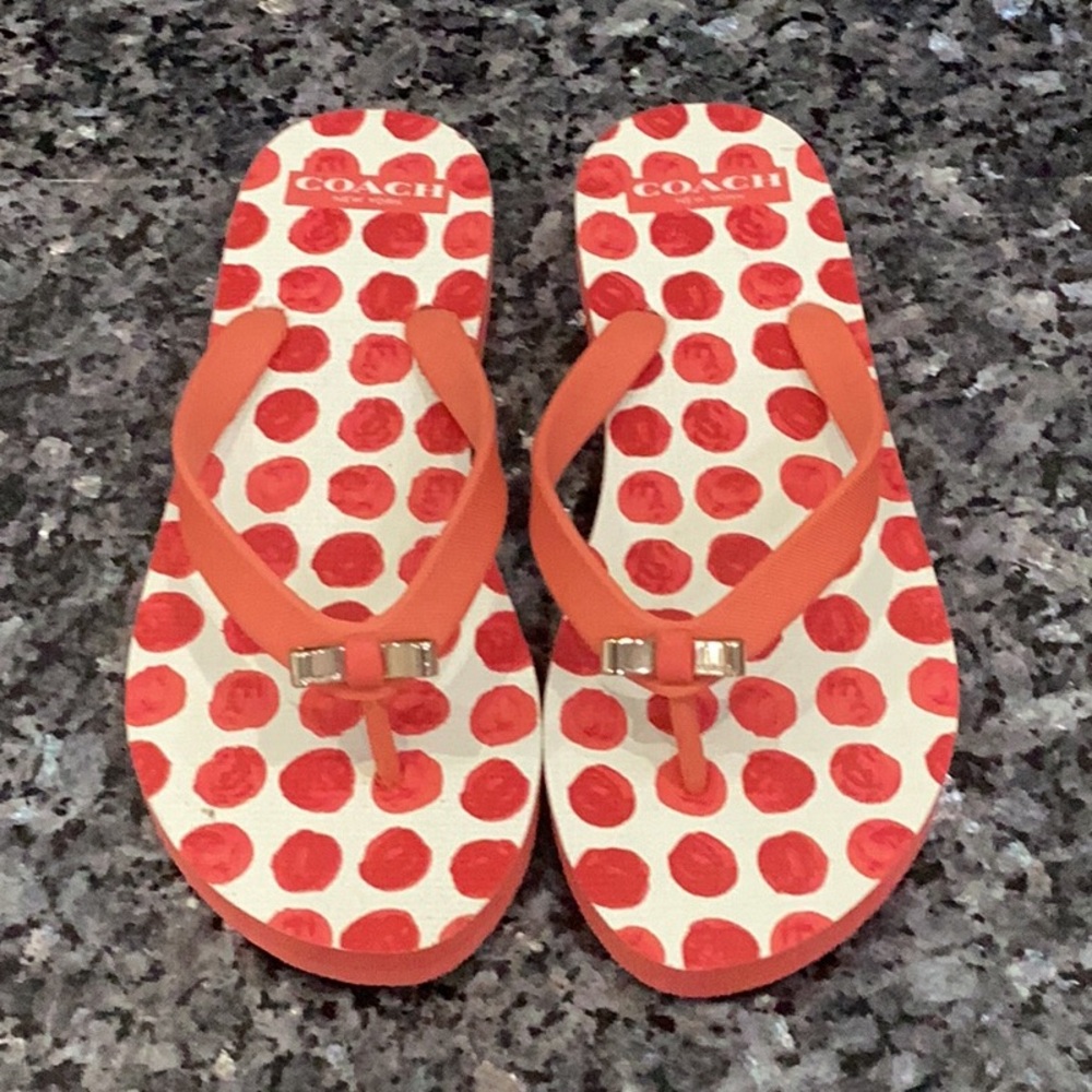 Preowned Women’s Coach Sandals Red Orange Size 7B (Item#S008)